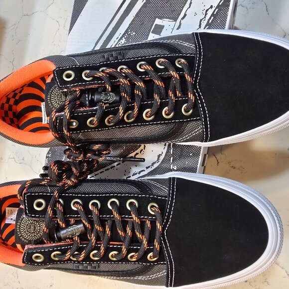 Vans X Spitfire Wheels Skate Old Skool Black/Flame Sneakers Men's Size 11 NEW - Picture 3 of 15